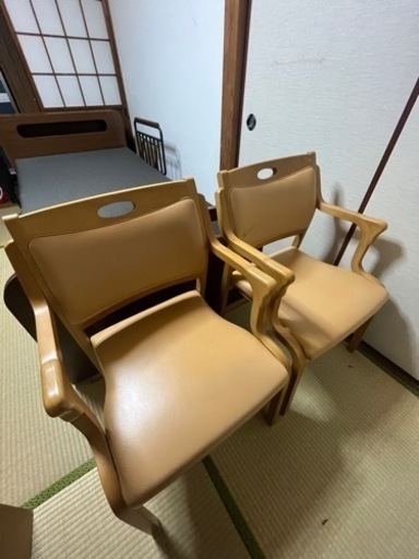 木製チェア2個