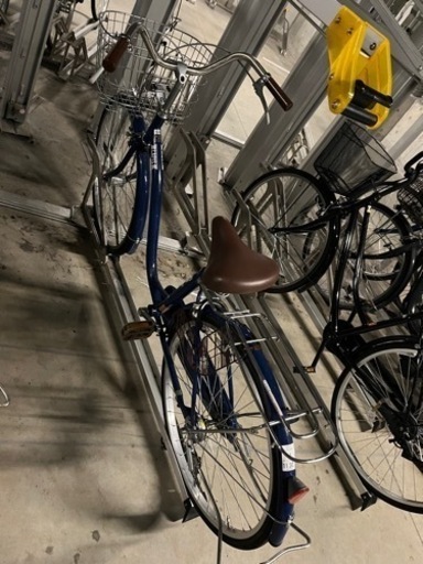 ほぼ新品　26インチ自転車オートライト