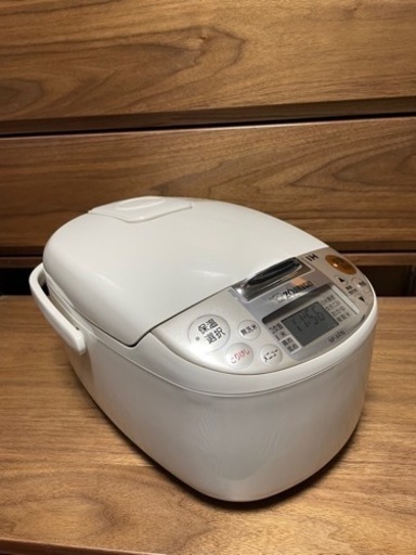 【象印】炊飯器　指定場所に来て頂ける場合は値引き