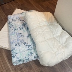 【無料】掛け布団2枚、マットストッパー1枚(シングル)
