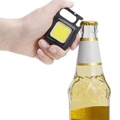 【未使用品】LED 投光器 COB 作業灯 USB充電式 キーホルダー式 超ミニ 45g 小型 軽量 800ルーメン 高輝度 4種点灯モード IPX4防水 強力磁石付き 緊急照明用 アウトドア用 釣り キャンプ 登山 ランニング 防災 地震 停電 作業用 COBライトの画像