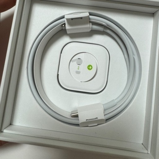 Airpods pro (ノイズキャンセリング機能付き)