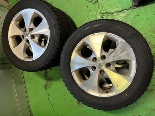 格安で‼️VRX 225/55r17 トヨタ純正ホイールつき