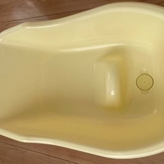 ベビーバス　すべり落ち股ガード付きの画像