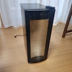 WIE 2022最新 超静音式 12本収納 ワインセラー