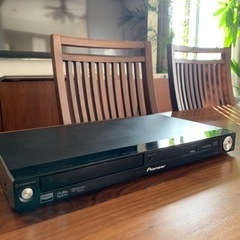 DVDプレイヤー（パイオニアDV220V）