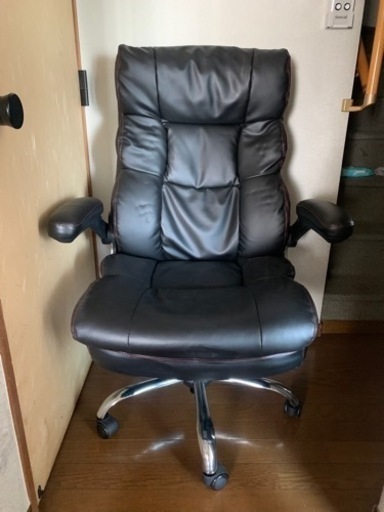 オフィスチェア　肘付き　椅子