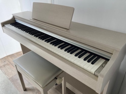 ホワイト！YAMAHA  Arius  YDP-163WA