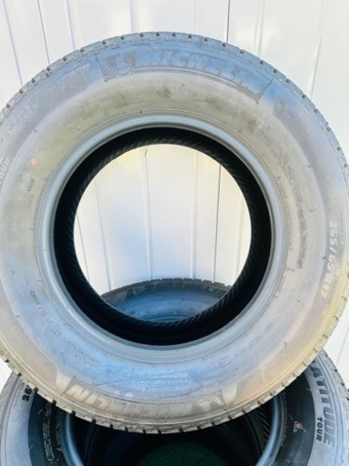 車のパーツ タイヤ、ホイール