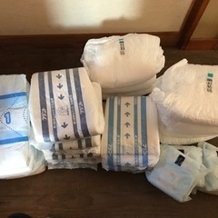 介護用紙オムツ