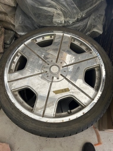 BOLZANOS 275/30 ZR20