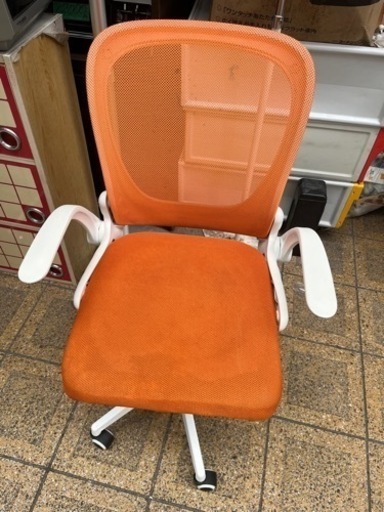 肘付ハイバックチェア  コンピュータ椅子　オフィス　定価60000円？