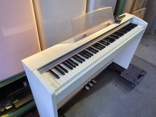 カシオ　CASIO 電子ピアノ PX-735WE ●E102T645