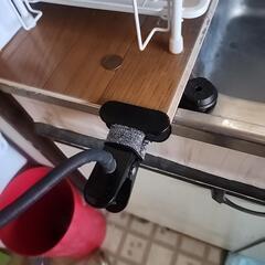 携帯　スマホ　ホルダー　キッチンでYouTubeの画像