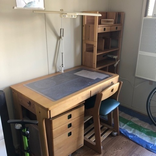 コイズミ　学習机　本棚　椅子　セット