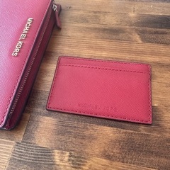 MICHAEL KORS 長財布の画像