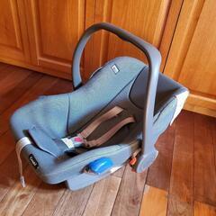 コンビ　チャイルドシート　新生児　combi