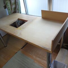 囲炉裏テーブル　友禅机　椅子用の画像