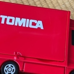 トミカ 運ぶよトラック キラピカverの画像