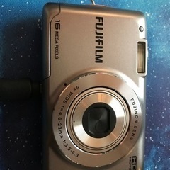 FUJIFILM デジタルカメラと三脚