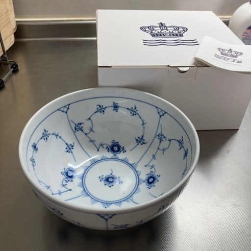 未使用　ロイヤルコペンハーゲン　サラダボウル　マグ2種✖️2個セット