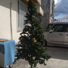 組み立て式クリスマスツリーの画像