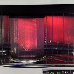 写真追加★2020年製　トヨトミ　煙突式 石油 ストーブ HR-650K P4113 美品♪ トヨトミ 2020年製 HR-650K 煙突式石油ストーブ 木造17畳