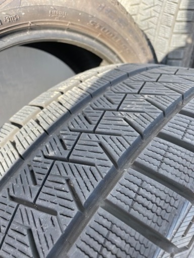 235/50R18スタッドレス　バリ目　
