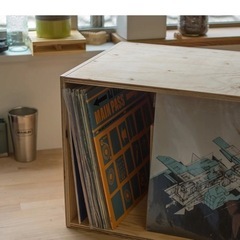 【2個セット】レコードラック、70枚収納可能、本棚の画像