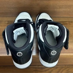 Stussy × Nike Air Force 1 Mid 黒 パンダ ナイキの画像