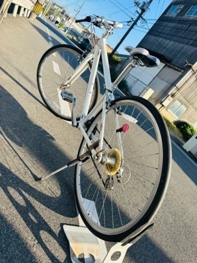 ★クロスバイク/24段式ギア/ホワイト★