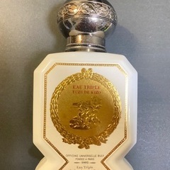 Officine Universelle Buly オー・トリプル