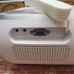 TOPTRO　TR80　プロジェクター　2017年製　中古品　現状品　ミニ台/リモコン付き　【ハンズクラフト宜野湾店】の画像
