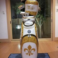 ダンスウィズドラゴン　キャディバッグ、ヘッドカバーセットの画像