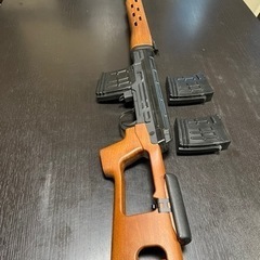 👌入手困難‼️18歳以下不可です‼️最終価格😁Bison ドラグノフ(エアコッキングガン)😁‼️美品‼️マガジン×2個付き😁の画像