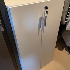 【早い者勝ち】YAMAZEN 鍵付き本棚の画像