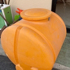 水　タンク