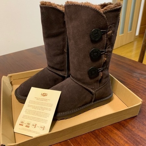 UGGブーツ　未使用品　値下げします。（相談可）