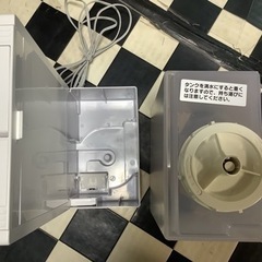 【リサイクルサービス八光】2019年製　富士通加湿器（温風気化/気化式） AHD-D9K-Wの画像