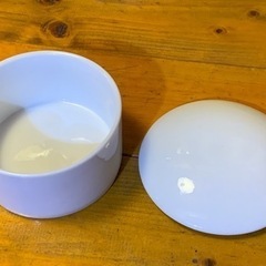 蓋つき容器 陶器の画像