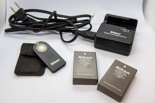 ニコン D5000 ダブルズームキット（難あり）値下げ