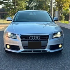 アウディ A4  4WD 21年です 距離5万です 車検7年2月...