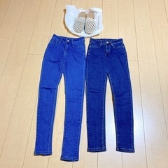 お譲り先決定　スキニー2本とサンダル