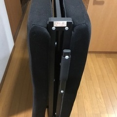 折りたたみベットの画像