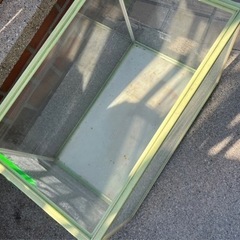水槽加工の画像
