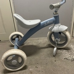 トイザらス　三輪車