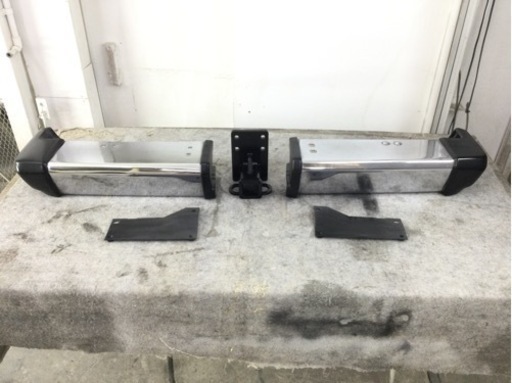 只今商談中　60 ランドクルーザー　リヤバンパー　ヒッチメンバー　純正品