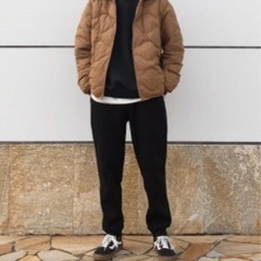 ユニクロ　ダウン　ブラックの画像