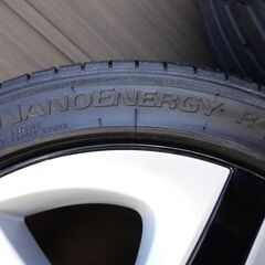 50プリウス純正アルミホイール・タイヤの画像