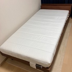 ベット(ニトリ シングル棚・コンセント付き高さ3段階調整すのこベ...